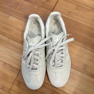 Adidas White and Gray Minimalist Sneakers